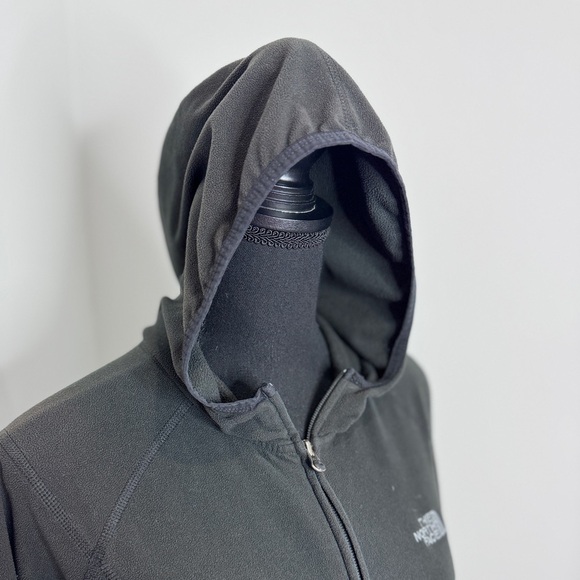 The North Face Black Fleece Women’s Zip Jacket (L) - Picture 3 of 9